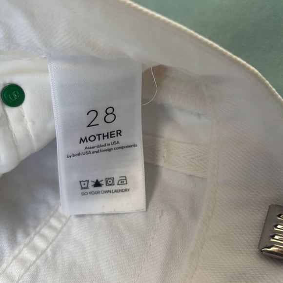 NWOT Mother Snacks High Waisted Twizzy Skimp Jeans Size 28 - Picture 3 of 8